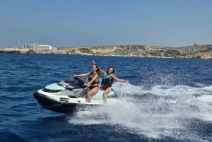 マルタ 30分ジェットスキーレンタル / レンタル - 免許不要