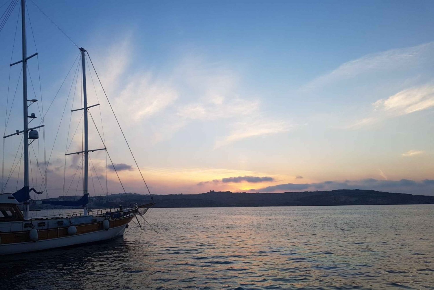 Malta: Blue Lagoon: Blue Lagoon Sunset Evening Swim & Snorkel Boat Cruise (uinti ja snorklaus)