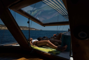 Malta: Dagstur til Comino, den blå lagune og grottene