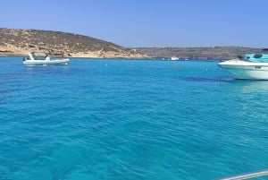 مالطا كومينو بلو لاجون رحلات القوارب الخاصة