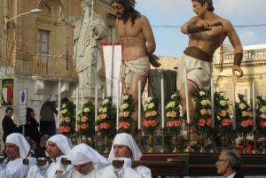 Malte : Procession de l'après-midi du vendredi saint avec transport