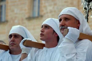 Malte : Procession de l'après-midi du vendredi saint avec transport