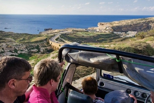 Malta: safari de un día en jeep por Gozo con traslados en lancha motora