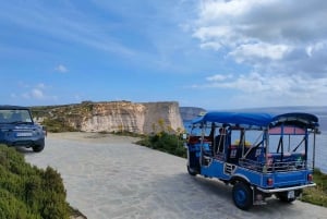 Malta: Tuk-Tuk-tur i solnedgangen på øya Gozo med middag og transfer