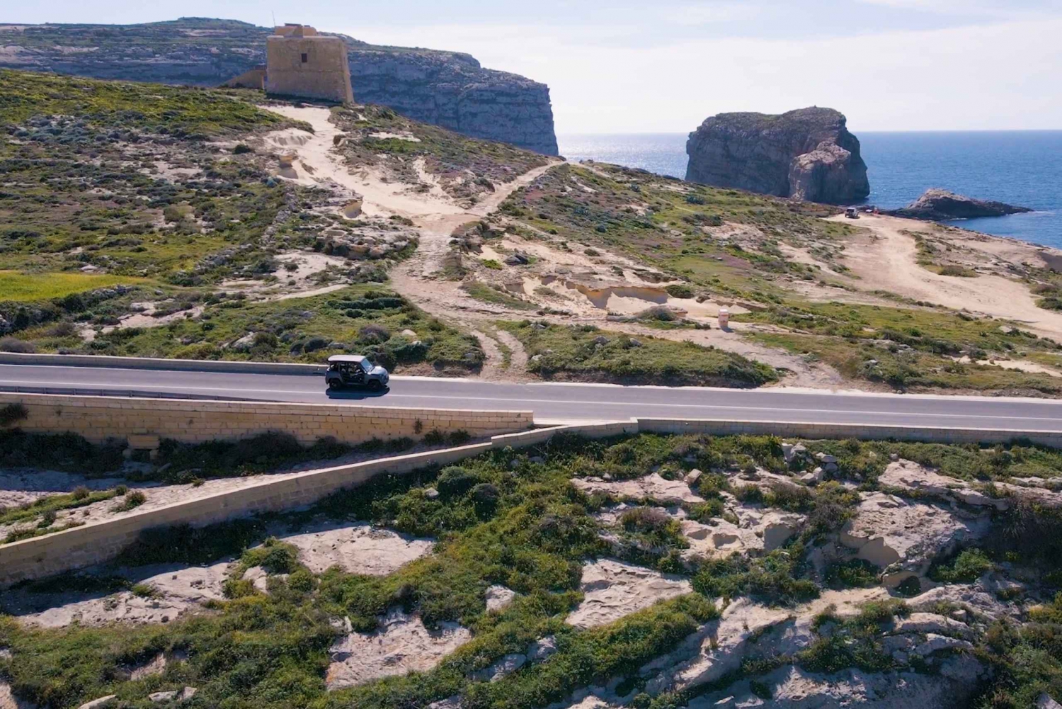 Malta: Gozo Private Chauffeured E-Jeep Tour with Ferry