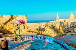 Malta: Marrige Proposal with Scenic Views and Picnic