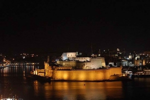 Malta: Marsamxett Harbour and Grand Harbour Cruise by Night