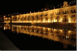 Malta: Marsamxett Harbour og Grand Harbour Cruise by Night