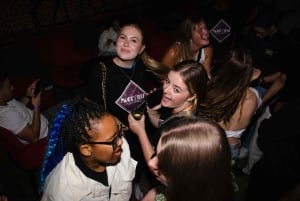 マルタ：大晦日パブクロール 1時間オープンバー付き