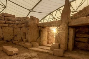 Prehistoric Temples and Highlights of the South