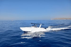 Malta: Private Boat Trip to Comino, Blue Lagoon & Gozo