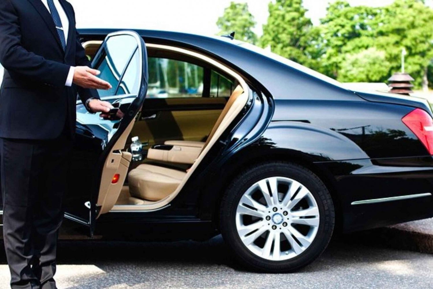Malta Airport: Private Hotel Transfer from Airport
