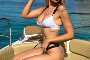 Malta: Privat båttur i solnedgangen til Comino og Den blå lagune