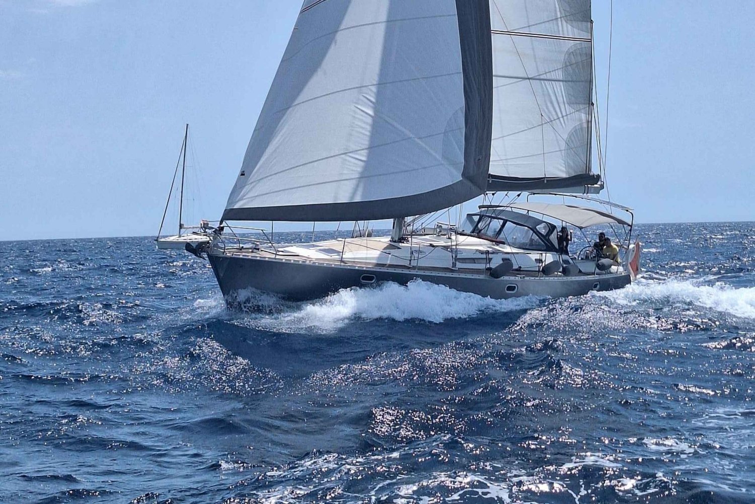 Malta: Privater Yachtcharter mit Skipper und Getränken