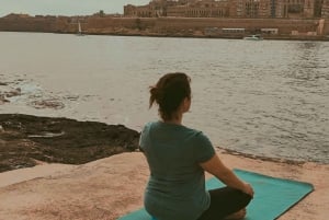 مالطا: درس يوغا خاص بالقرب من البحر