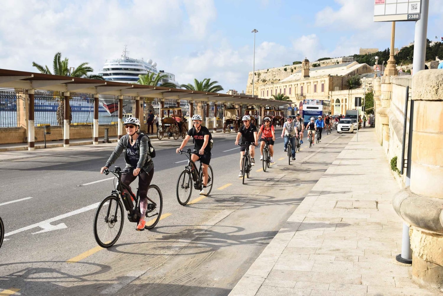 Malta: St. Thomas Bay and Munxar Cliffs Bike Tour