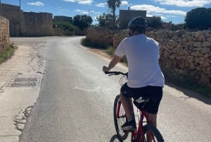 Malta: St. Thomas Bay and Munxar Cliffs Bike Tour
