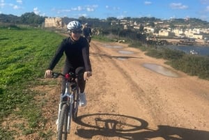 Malta: St. Thomas Bay and Munxar Cliffs Bike Tour