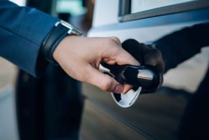 Malta: Traslado de táxi do aeroporto com van para 8 passageiros