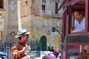 Malta: Vintage Bus Ride through the Three Cities