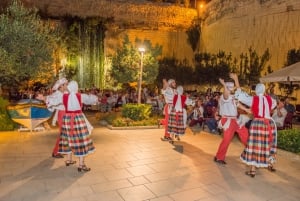 Notte di folklore estivo maltese