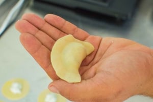 Maltesisk traditionell Ravjul matlagningskurs med vin