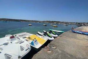 Marsaskala: alquiler de botes a pedales en St. Thomas Bay