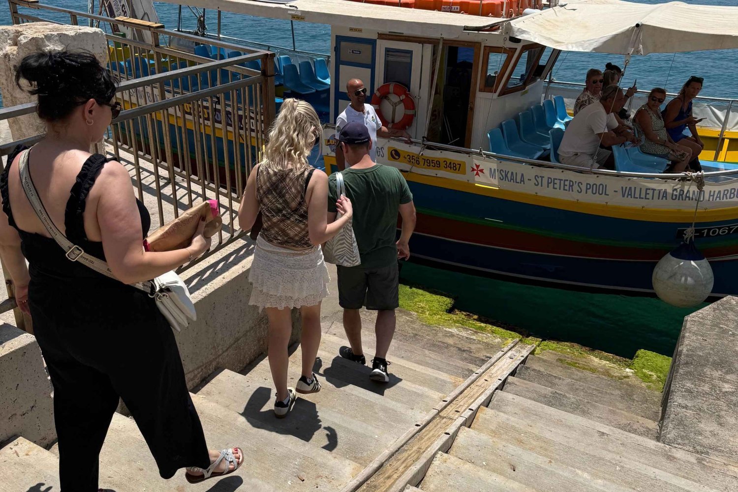 Marsaskala: Valletta Boat Transfer with Coffee