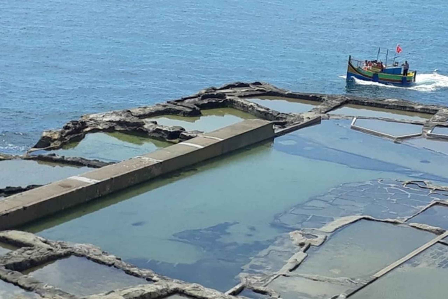 Marsaxlokk ja Delimaran rannikon veneretki : sis. Pietarinkirkon