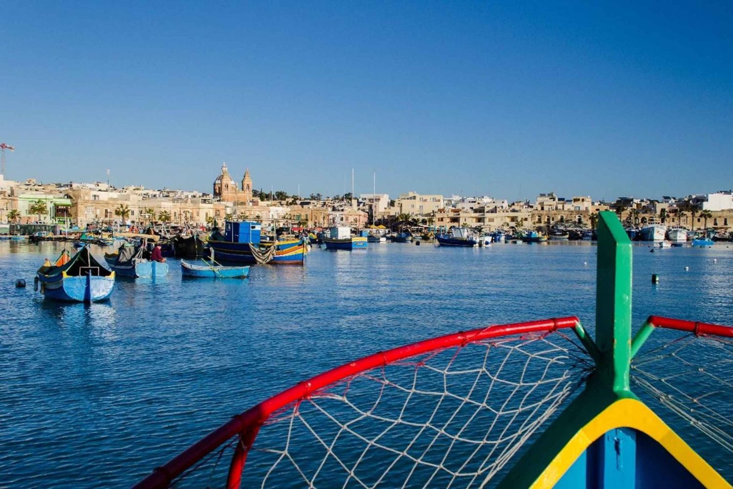 Marsaxlokk ja Delimaran rannikon veneretki : sis. Pietarinkirkon