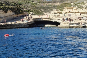 مارساكسلوك: جولة بالقارب في لوزو