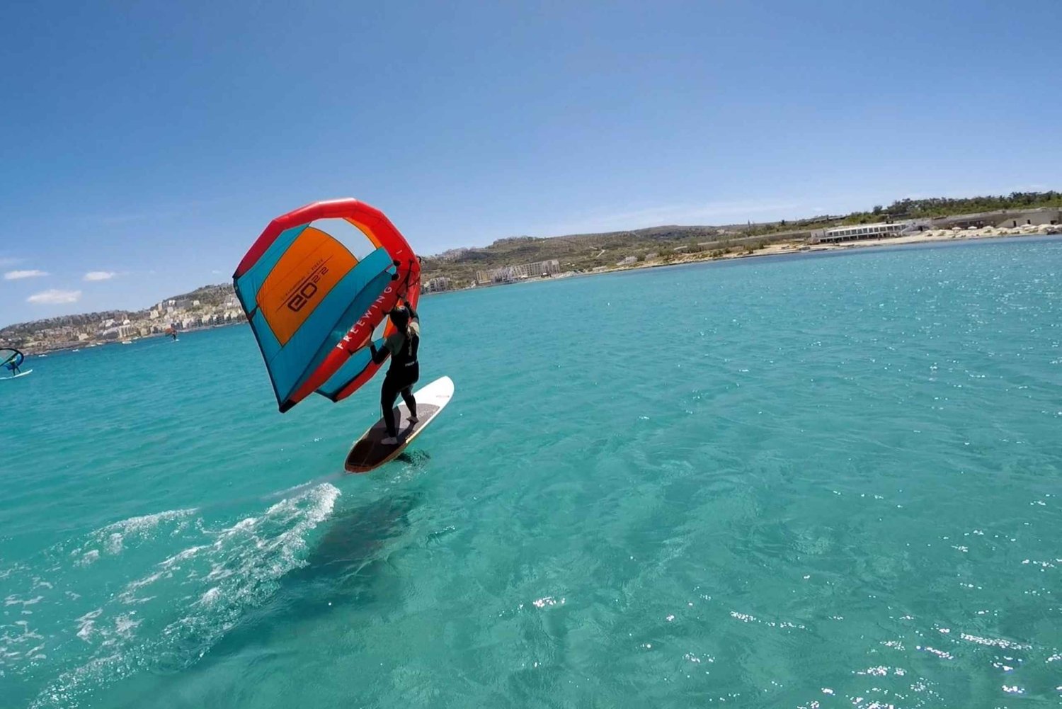 Mellieha Bay: Wing Foiling -oppitunti