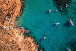 Malta: Private Boat Trip to Blue Lagoon, Comino, and Gozo