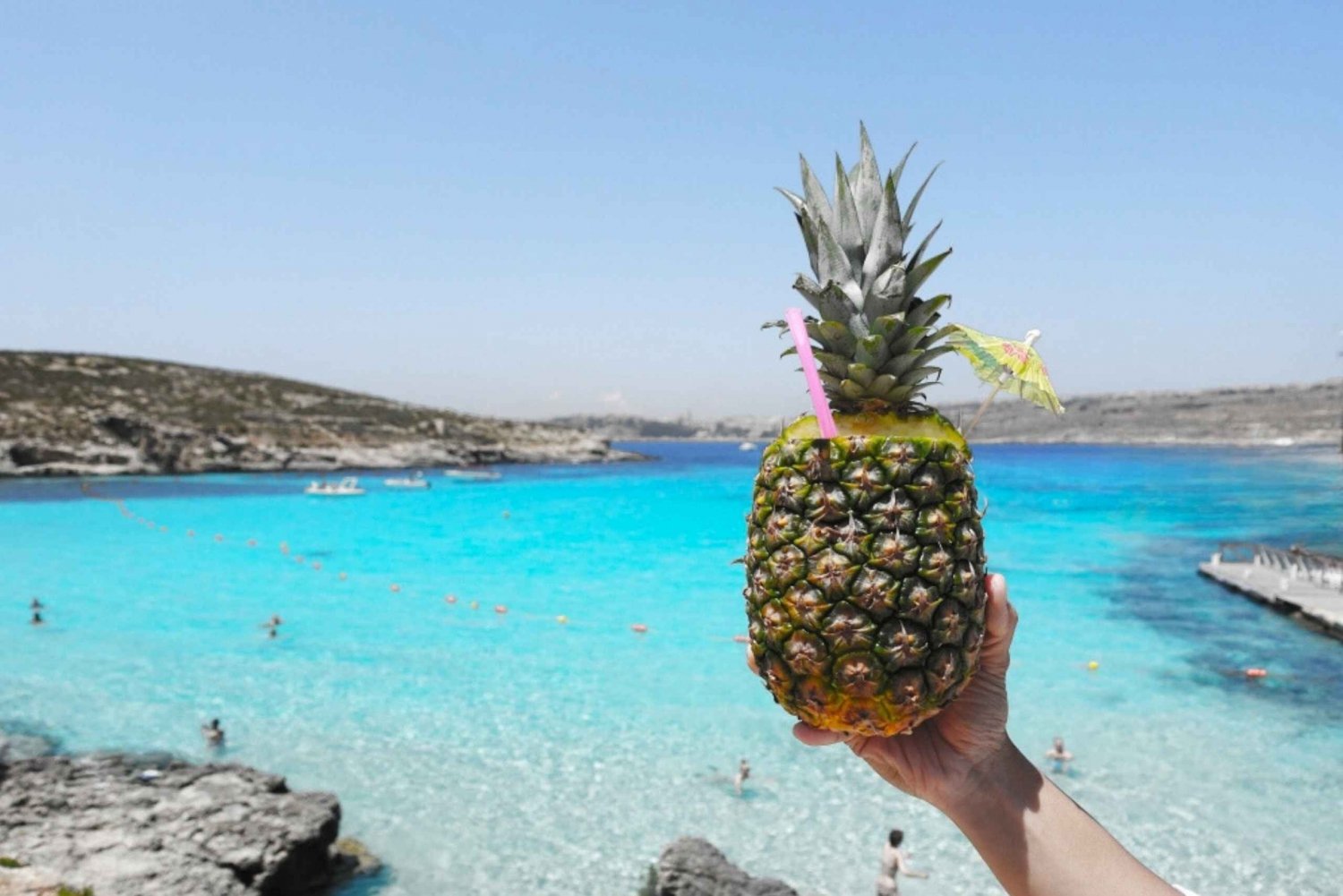 La chasse aux fêtards : Crystal Lagoon, Gozo, grottes de Santa Maria, Malte