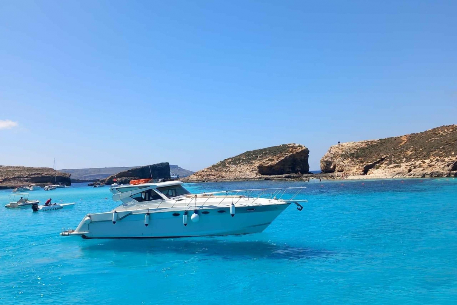 Location de bateau privé autour de Gozo, Comino et Blue Lagoon