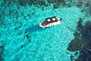 Private Boat Tour: Discover Comino's Blue and Crystal Lagoon