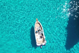 Private Boat Tour: Discover Comino's Blue and Crystal Lagoon