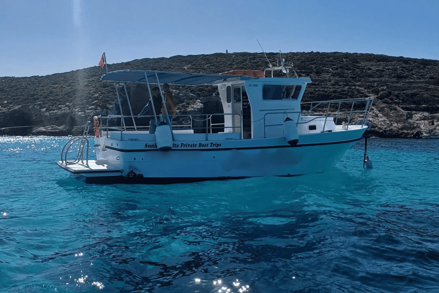 Private Boat Tour Experience with Blue Lagoon and Comino