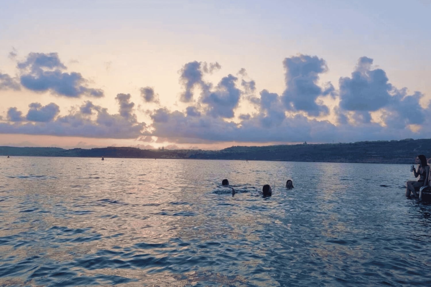 Privat båttur: Utforska Comino, Blå lagunen och Santa Maria
