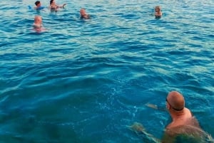 Private Boat Trip: Explore Comino, Blue Lagoon & Santa Maria