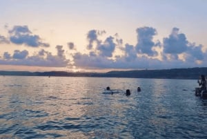 Privat båttur: Utforska Comino, Blå lagunen och Santa Maria