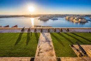 Privat sjåfør for å streife rundt på øya Malta (VIP)