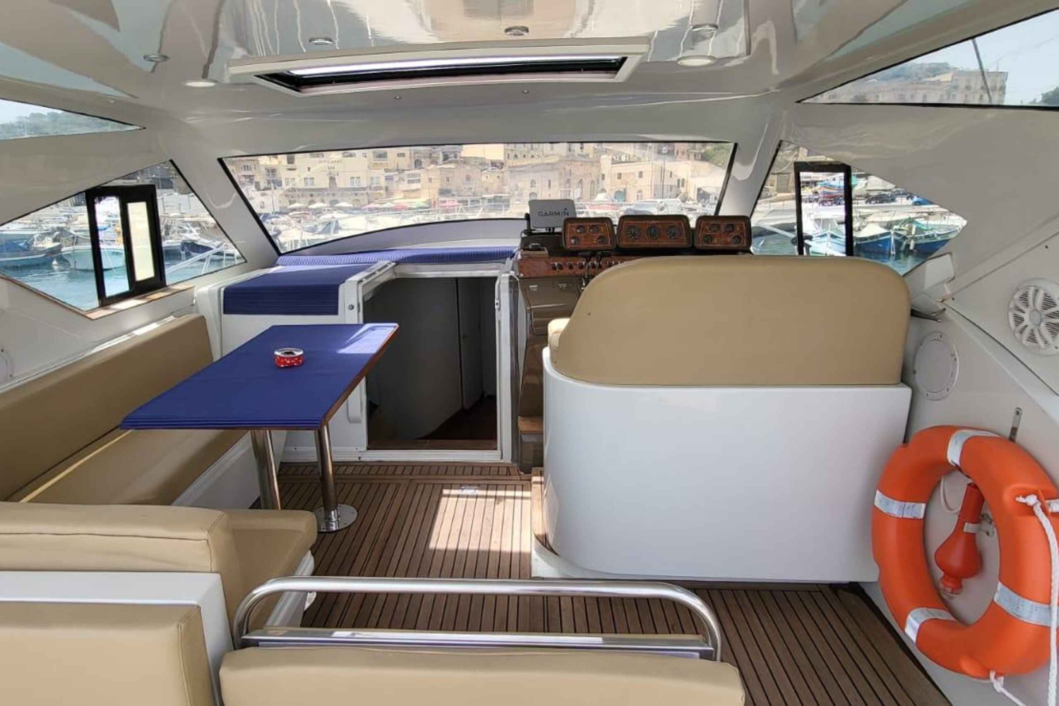 Private Yachtcharter rund um Comino und die Blaue Lagune