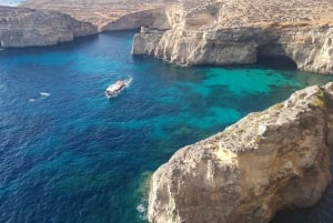 Malta: Roundtrip Ferry to Comino Blue Lagoon w/Gozo Option