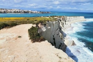 Saint Paul's Bay: Hiking Tour with Local Products Picnic