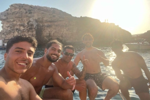 SerenityBoatChartersMalta: Blå lagunen, Comino, Gozo och havsgrottor