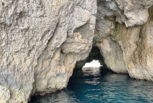 SerenityBoatChartersMalta: Blå lagunen, Comino, Gozo och havsgrottor