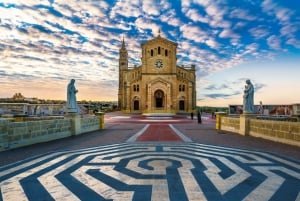 Sliema eller St. Paul's Bay: Dagstur til det bedste af Gozo og Comino
