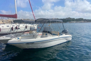 Sliema: Barca privata a guida autonoma per 7 ore