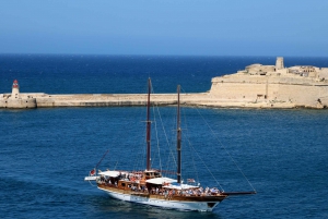 Sliema: Round-Trip Gozo Cruise